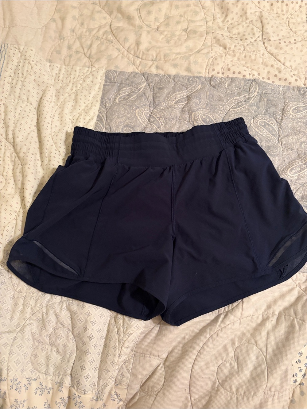 Lululemon hotty hot short